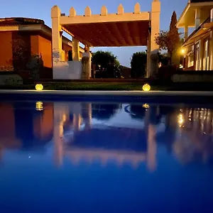 Hotel Devmani Rural